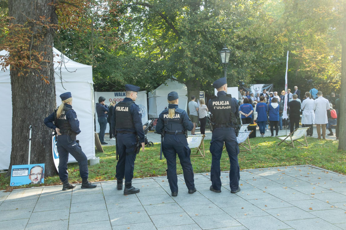 Białe Miasteczko 2.0, protest pracowników ochrony zdrowia