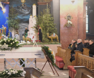 Ciężarną 13-latkę zabił jej 15-letni chłopak. Pogrzeb Patrycji z Bytomia [RELACJA Z UROCZYSTOŚCI]