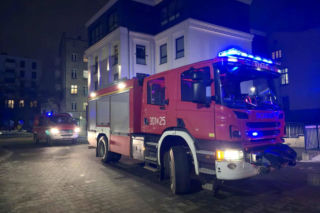 Nocna ewakuacja we Wrocławiu. Mieszkańców obudził duszący zapach