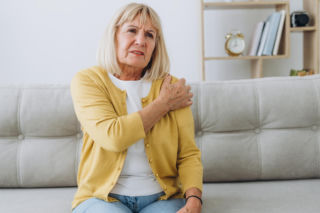 Wirus drzemie w twoim ciele od lat. Eksperci ostrzegają: półpasiec to nie tylko wysypka, to ból na całe życie