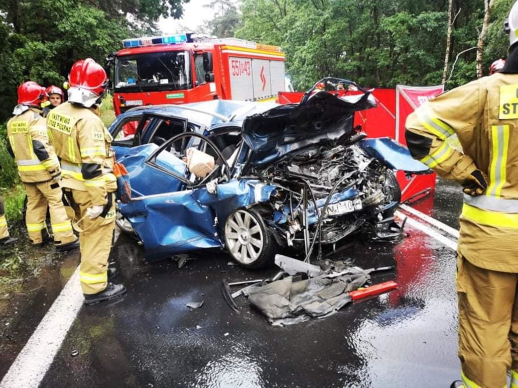 Wypadek w Jamnicy. Pijany kierowca zabił dwie osoby. Rekonstrukcja