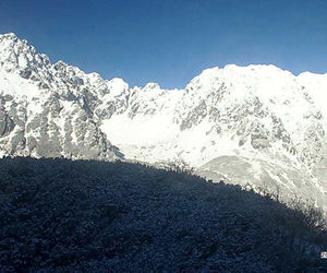 Tatry skąpane w śniegu