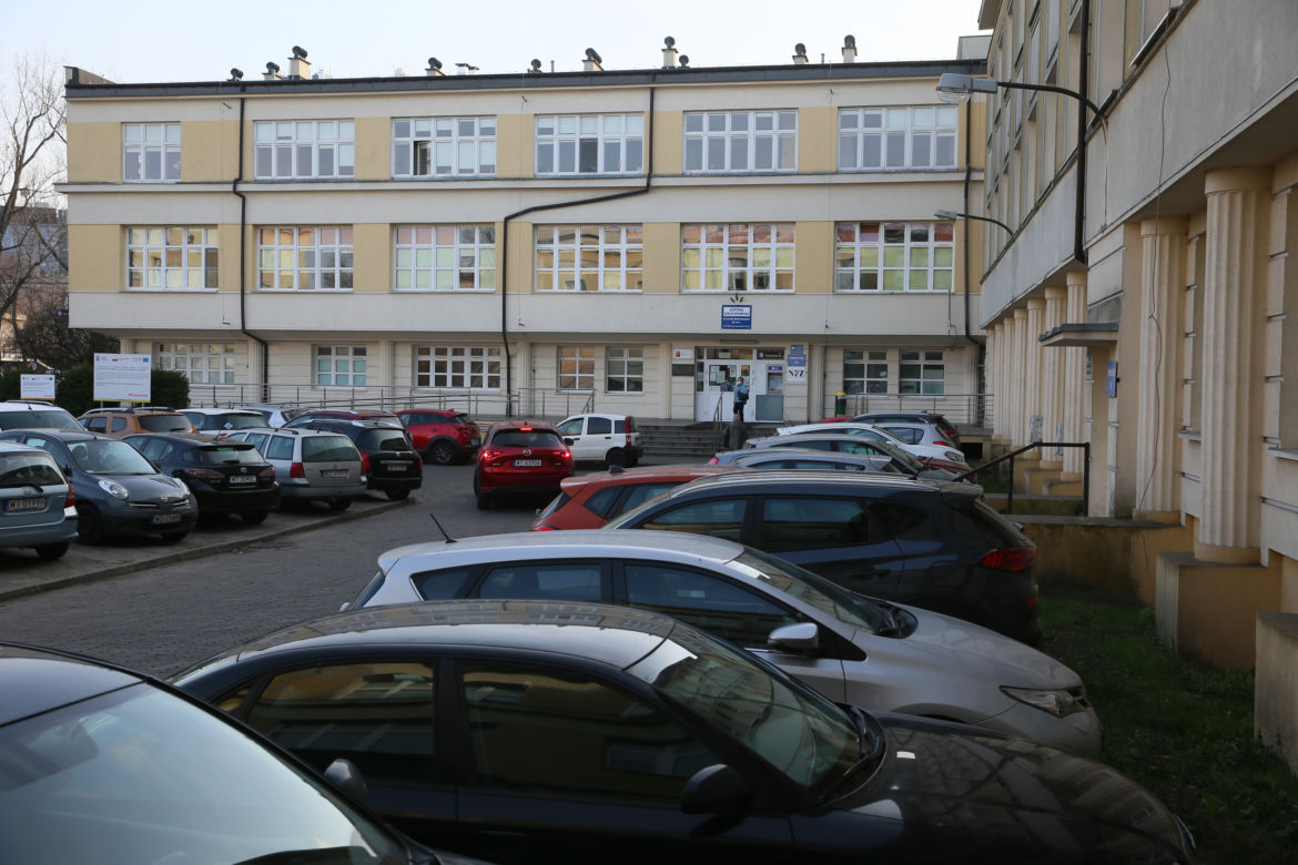 Młoda pielęgniarka zmarła na koronawirusa