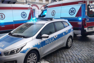 Pijany pacjent zaatakował ratownika medycznego. Policja musiała interweniować