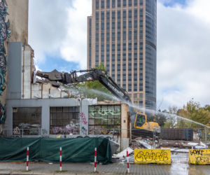 Rozbiórka przy ul. Chłodnej 45 w Warszawie