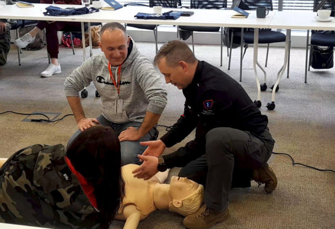 Aptekarze ćwiczą na wypadek wojny. Pierwsze takie szkolenie w Warszawie