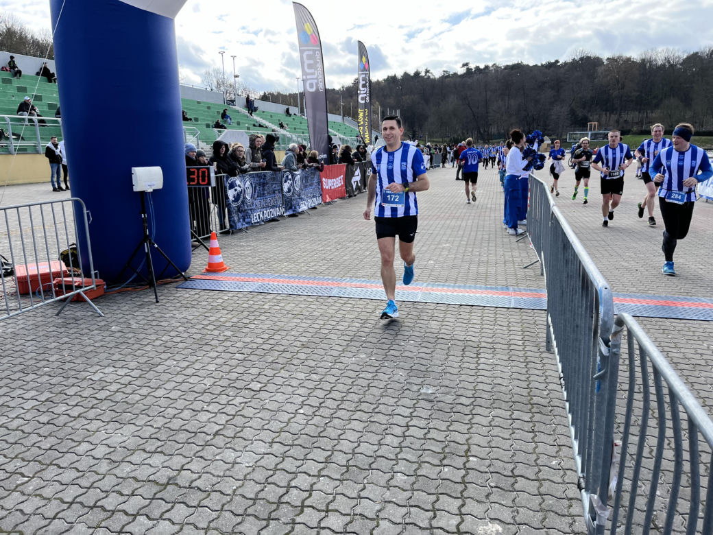 Kibolska Dycha 2024. Wyjątkowy bieg kibiców Lecha Poznań