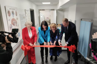 Krótsze badania i więcej możliwośći. Pracownia rezonansu magnetycznego w szpitalu w Łomży otwarta! ZDJĘCIA