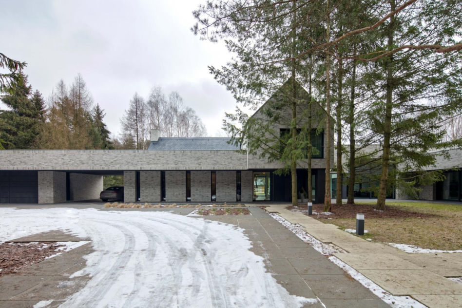 Horizontal House: dom z widokiem pod Łodzią