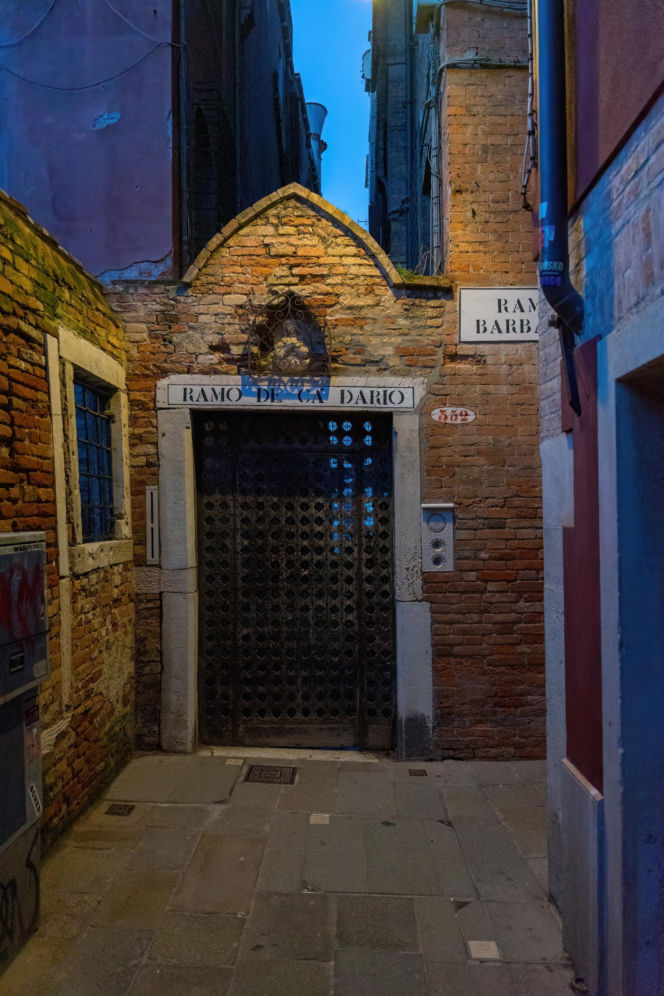 Nawiedzony pałac na sprzedaż! Musisz mieć 84 miliony