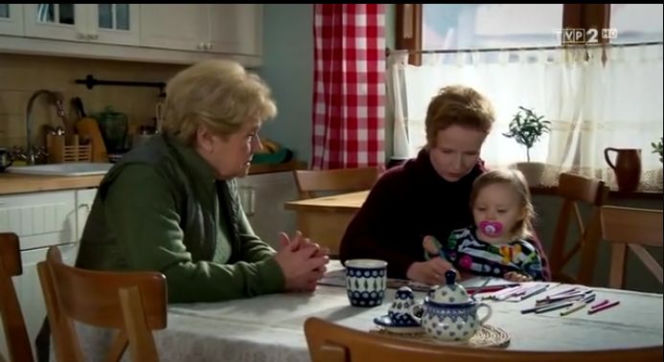M jak miłość odcinek 1294, Barbara (Teresa Lipowska), Ewa (Dominika Kluźniak), Hania (Maja Marczak)
