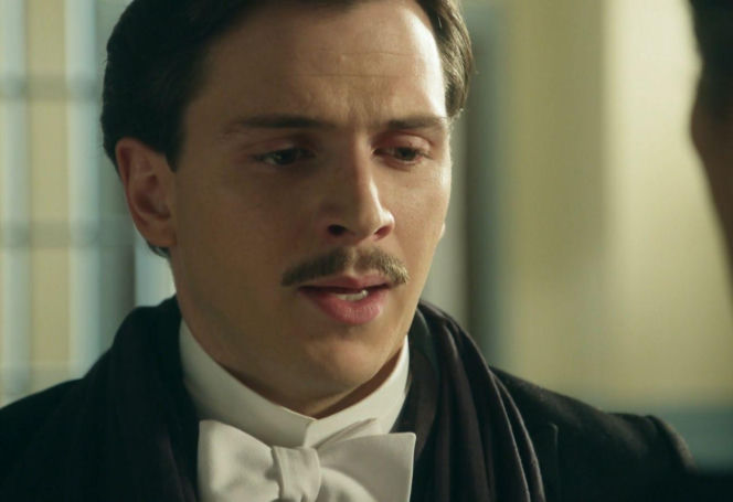 "La promesa - pałac tajemnic", odcinek 342: Tożsamość złodzieja zegarka wychodzi na jaw, a Pelayo próbuje zatuszować sprawę