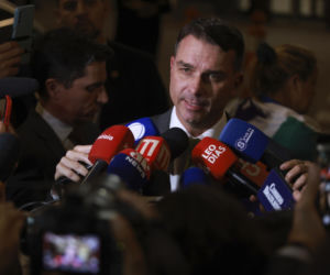 Był prezydent próbował uciec z aresztu! Użył lutownicy