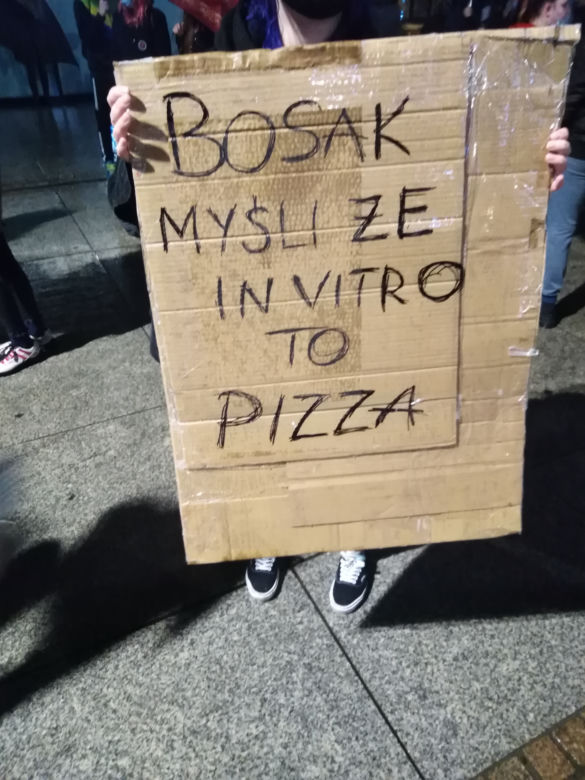 Wojedzówki strajk kobiet w Katowicach. Gigantyczne tłumy na rynku. "To jest WOJNA" [ZDJĘCIA]