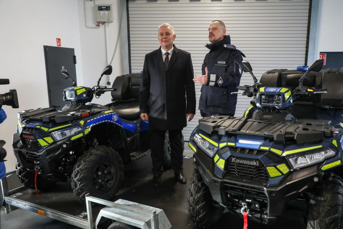Nowe pojazdy na wyposażeniu policji na Podlasiu