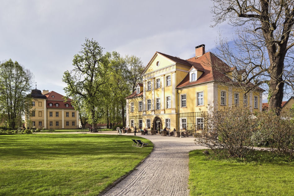 Pałac Łomnica