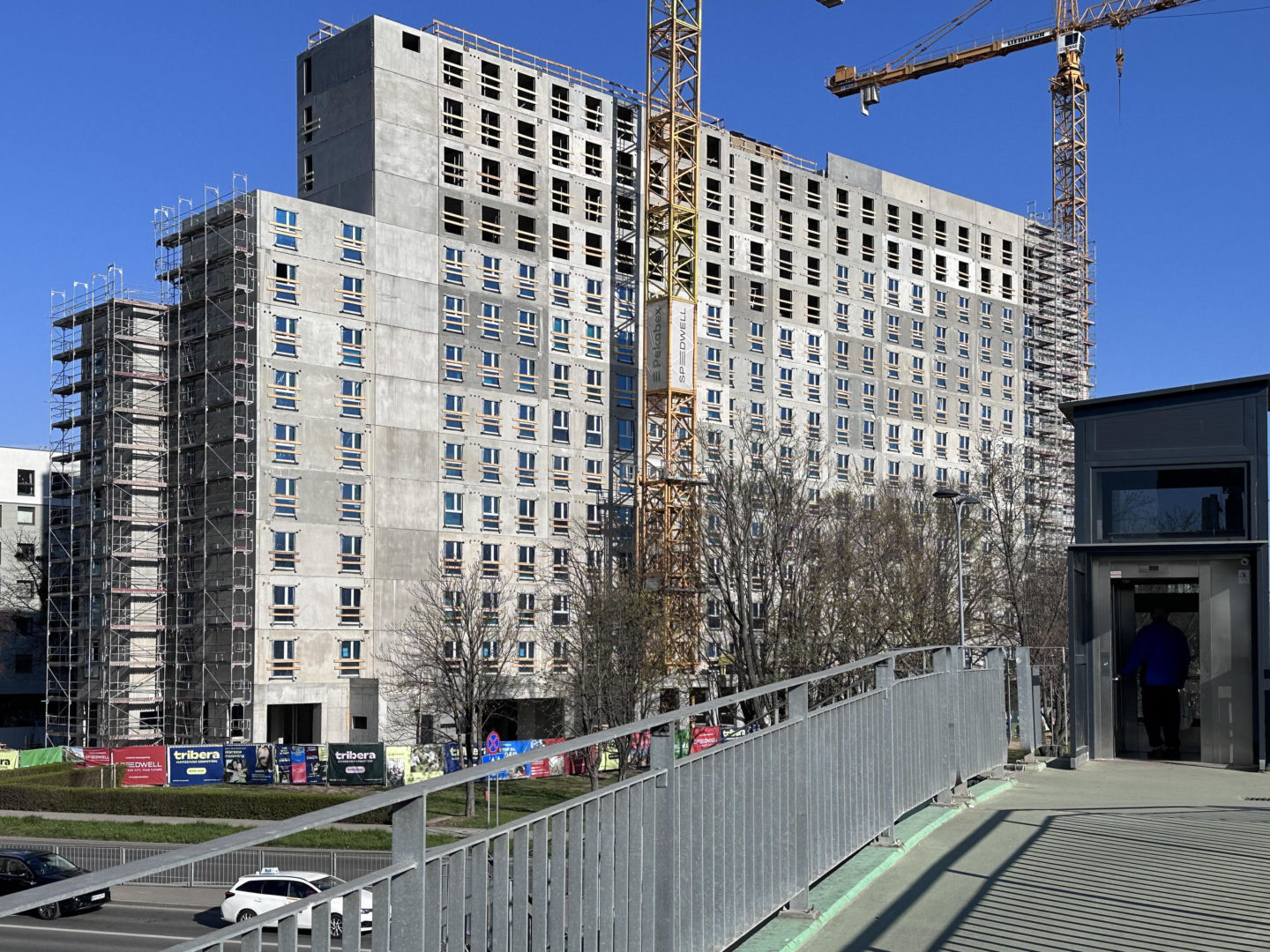 Akademik przy ul. Obrzeżnej w Warszawie