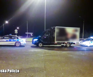 Pierwsza partia szczepionki pod ESKORTĄ POLICJI