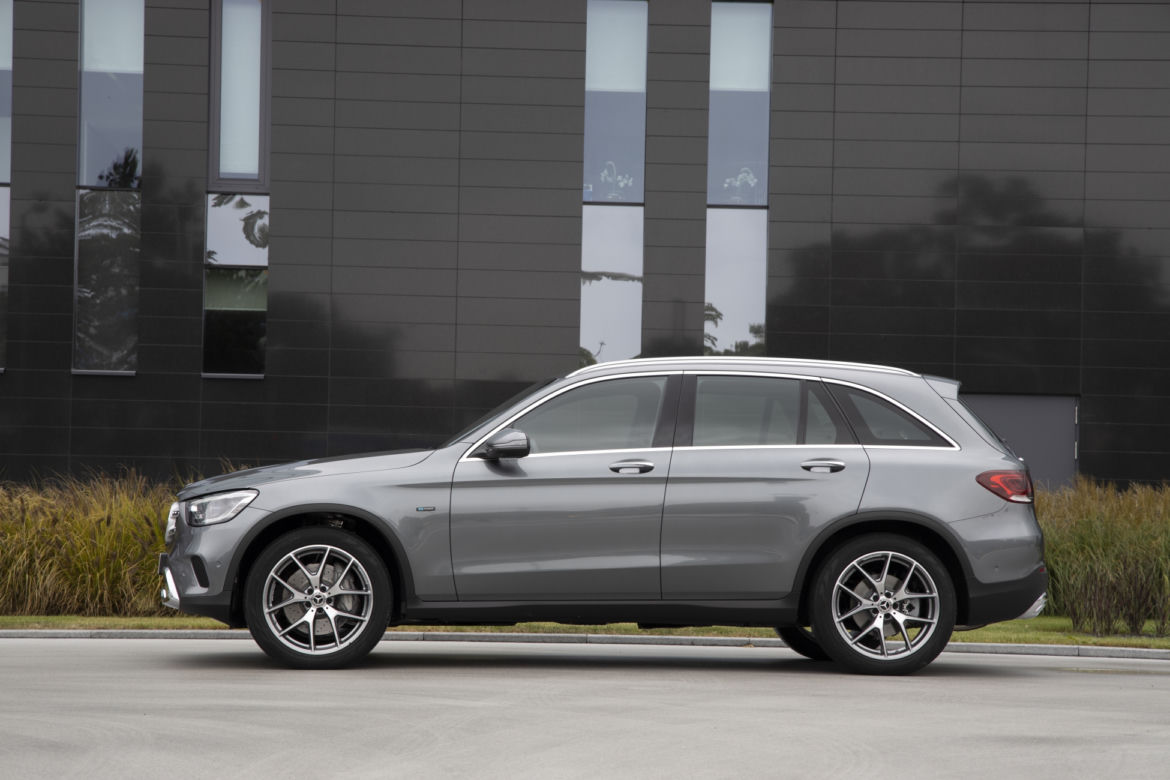 Mercedes-Benz GLC 300e 4MATIC (2020)