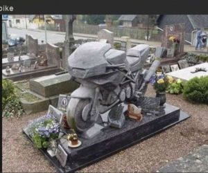 Nagrobki w Rosji. Tak, to nie mogło się wydarzyć gdzie indziej