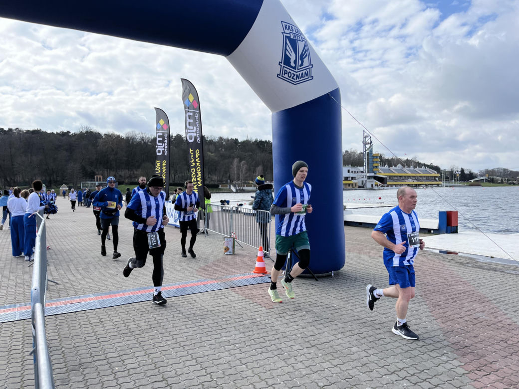 Kibolska Dycha 2024. Wyjątkowy bieg kibiców Lecha Poznań
