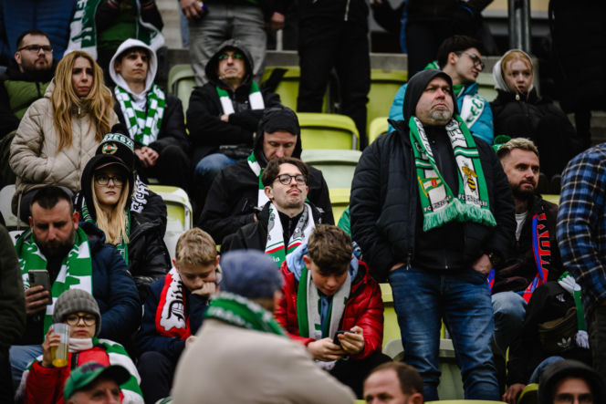 Lechia Gdańsk - Raków Częstochowa; Zdjęcia kibiców z meczu 30. kolejki PKO BP Ekstraklasy
