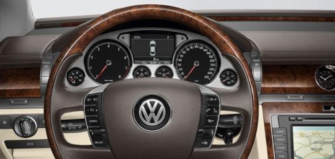 2015 Volkswagen Phaeton