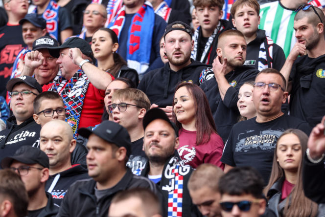 Górnik Zabrze - Lech Poznań: Zdjęcia kibiców i zawodników z meczu 8. kolejki PKO BP Ekstraklasy
