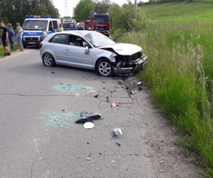 Nowy Sącz: Groźny wypadek na ulicy Juranda. Jedna osoba w szpitalu po zderzeniu trzech samochodów
