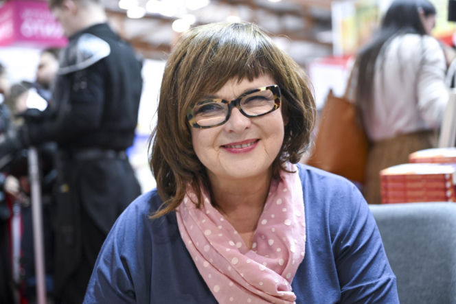 Dawno niewidziana Edyta Jungowska pojawiła się na premierze filmu. Tak dziś wygląda siostra Bożenka z "Na dobre i na złe"