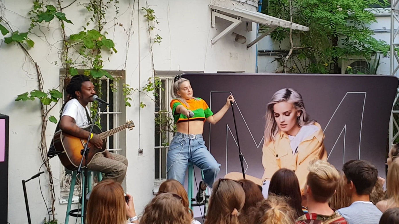 Anne-Marie w Warszawie 12.08.2018 - kameralny koncert