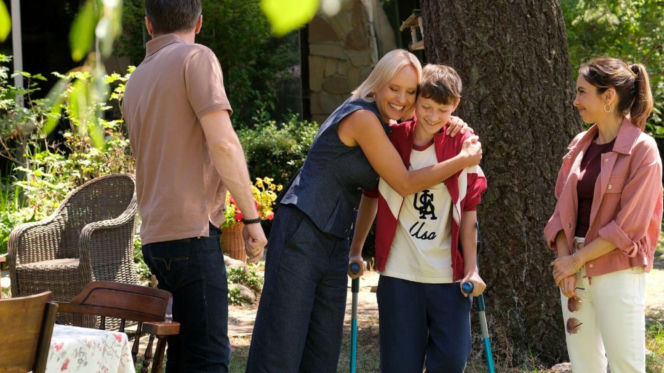 M jak miłość odc. 1899. Dorota (Iwona Rejzner), Bartek (Arkadiusz Smoleński), Franek (Jarosław Śmigielski), Aneta (Ilona Janyst)