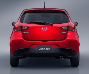 2015 nowa Mazda 2