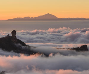 Sierpień pod gwiazdami: od zaćmienia nad Gran Canarią po wschód słońca na Teide