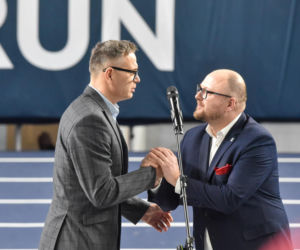 Halowe mistrzostwa Polski w Kujawsko-Pomorskiej Arenie Toruń. Zdjęcia kibiców i zawodników