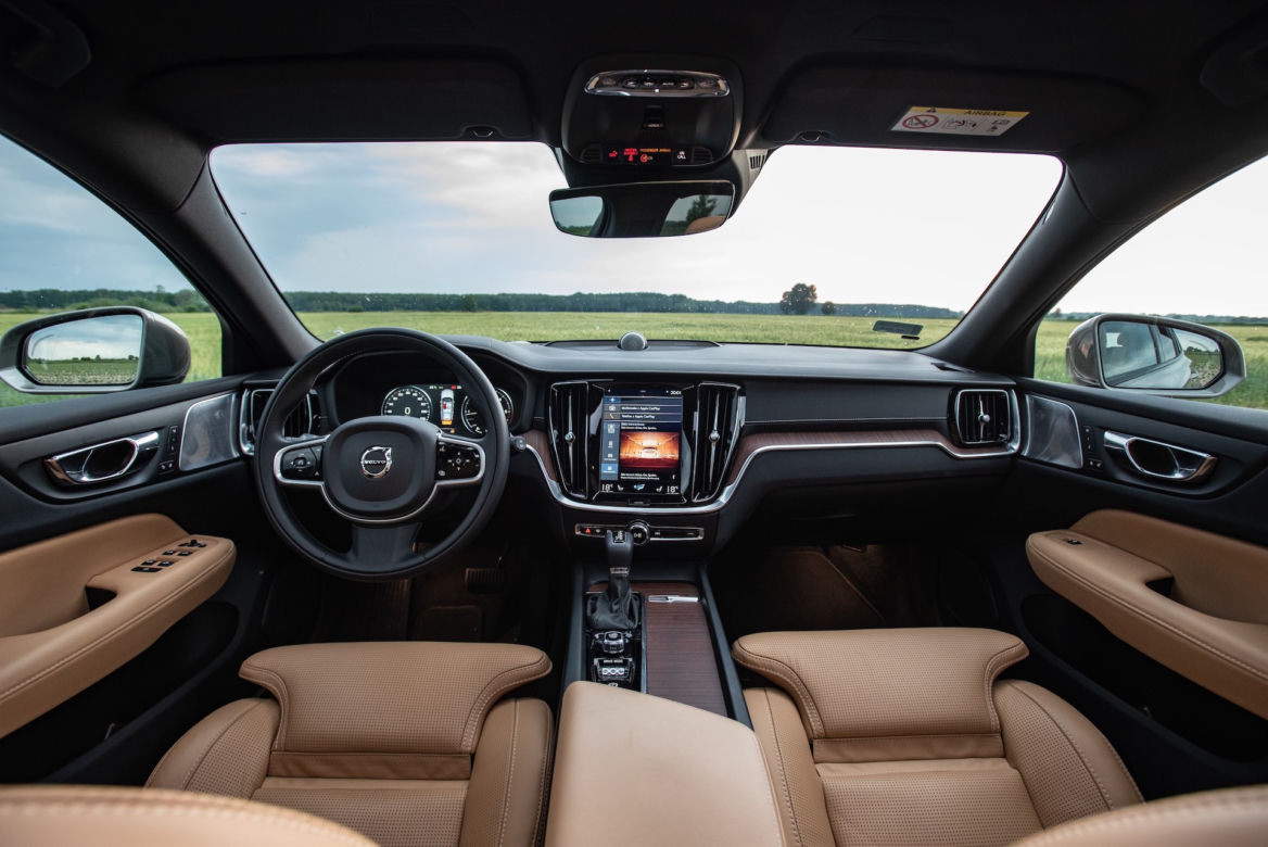 Volvo V60 D4 AWD Cross Country Pro