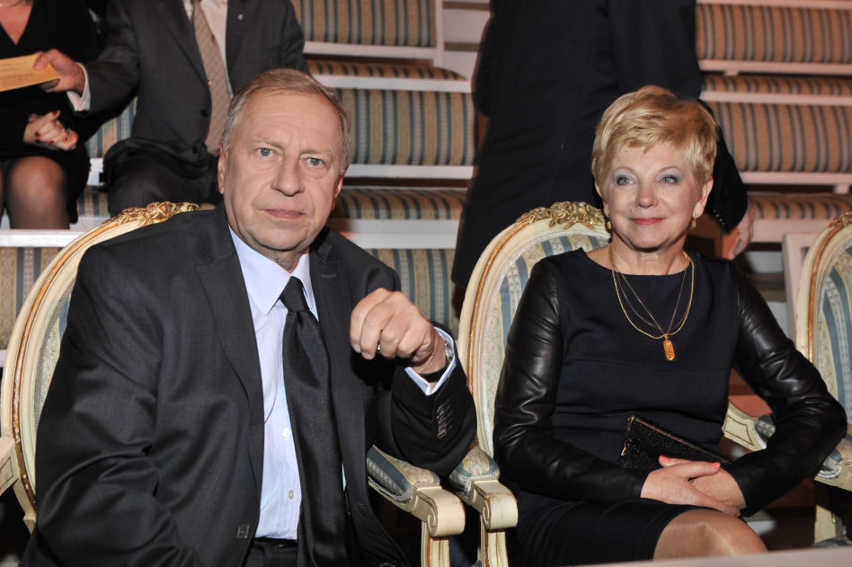 Jerzy Stuhr zaczął mówić i stawia pierwsze kroki