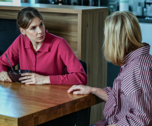 Szpital św. Anny, odcinek 96: Irena wywiera presję na Darii, by ta wyjawiła prawdę o ojcostwie