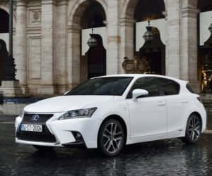 Lexus CT200h po liftingu 2014
