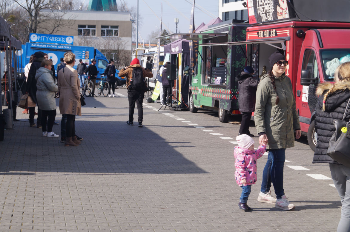 Food Truck Festival 2023 w Bydgoszczy. Wyjątkowe restauracje zaparkowały pod Torbydem [ZDJĘCIA]