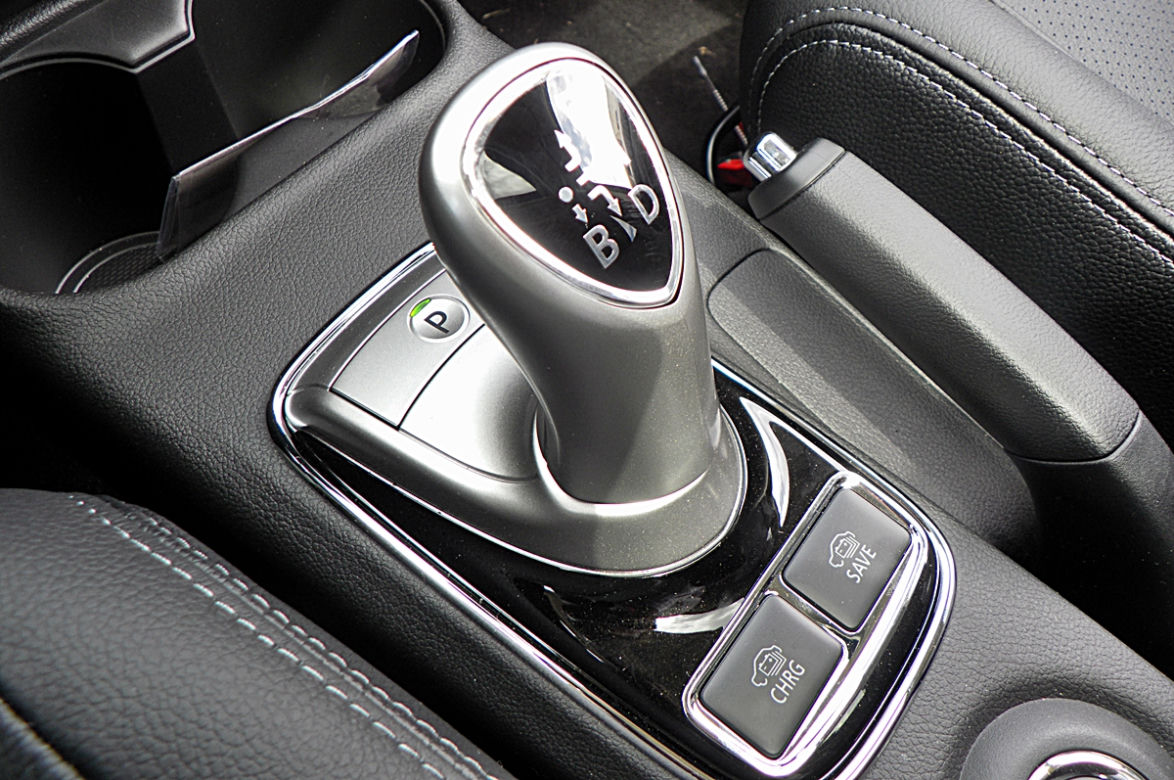 Mitsubishi Outlander PHEV