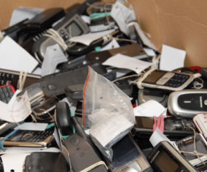 Portfele, smartfony i... telewizor. Co poznaniacy gubią w tramwajach i autobusach?