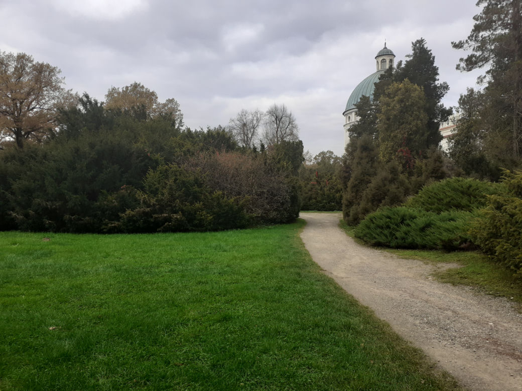 Jesienny spacer po parku zamkowym w Krasiczynie