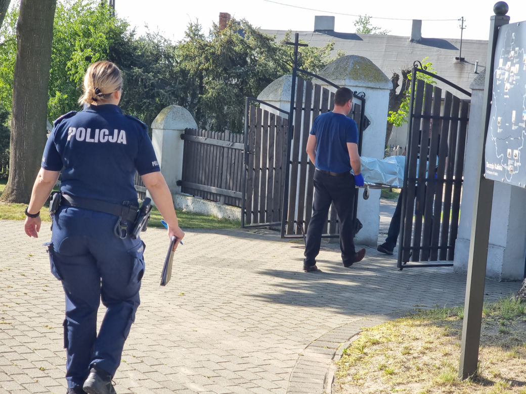 Proboszcz z Blizanowa powiesił się (zdjęcia) 