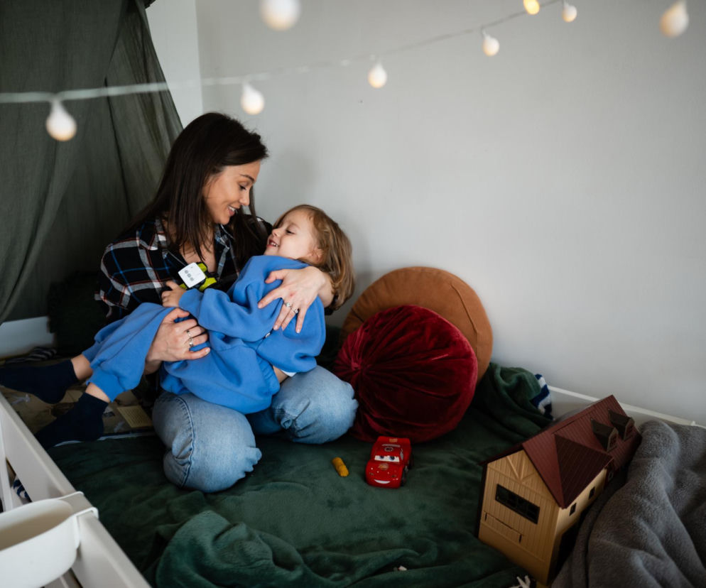 „Jesteś bezpieczny”. Ten jeden gest przed snem wycisza dziecko i przynosi spokojny sen