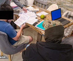 20 osób zatrzymanych za oszustwa VAT