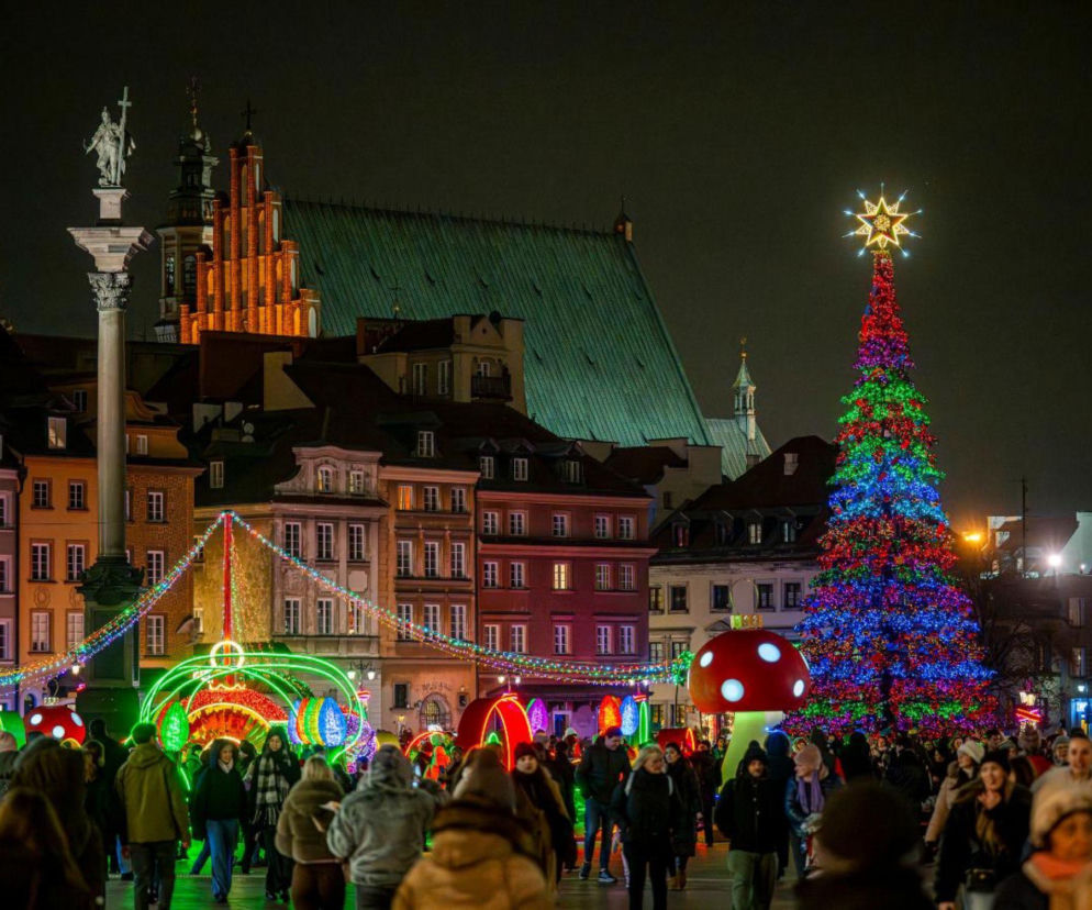 Już jest! Tak wygląda świąteczna iluminacja 2025/2026 w Warszawie [ZDJĘCIA]