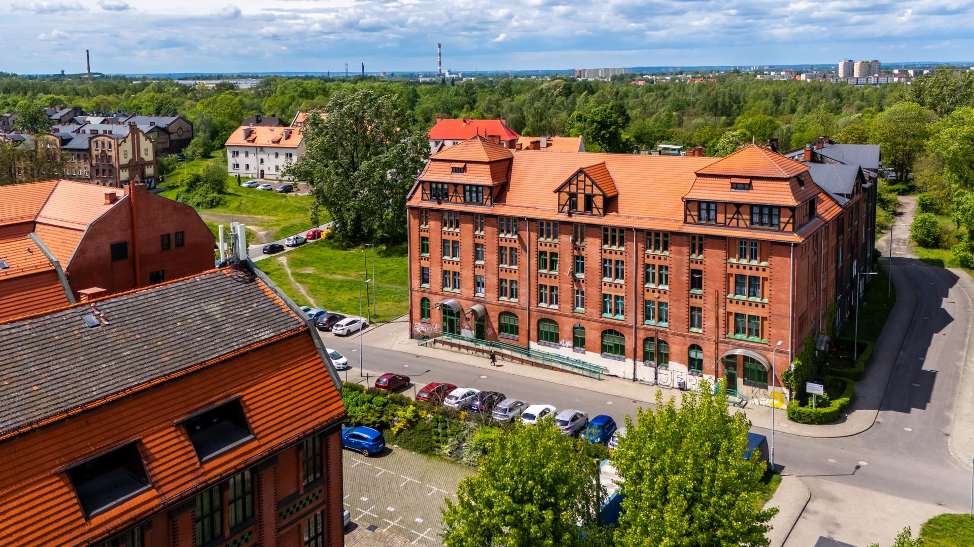Kaufhaus w Rudzie Śląskiej - luksusowy przedwojenny dom towarowy i osiedle patronackie przy nim