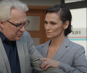 Pierwsza miłość. Izabela (Olga Bończyk), Zygmunt (Zbigniew Stryj)