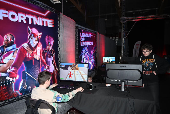 Turniej gamingowy Gamers Siege w Chęcinach